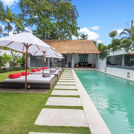 Saga Villas Ultra Seminyak Exteriér fotografie