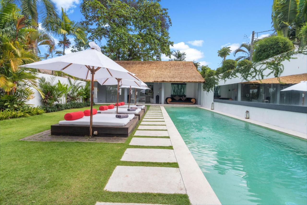 Saga Villas Ultra Seminyak Exteriér fotografie